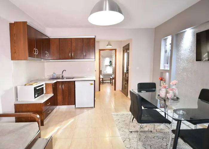 House Vallis Apartman Szárti